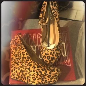 Ladies New Leopard Ankle Strap Wedge Shoes